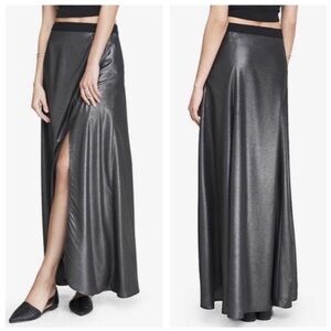Elegant Metallic Black Maxi Skirt